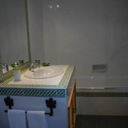 Quinta Da Casa Alta مزرعة للإقامة *