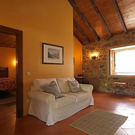 Quinta Da Casa Alta 팜스테이 발렌사